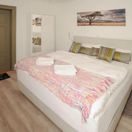 Koenigshof アパート