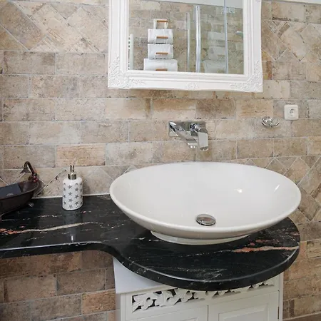 アパート Koenigshof フライブルク